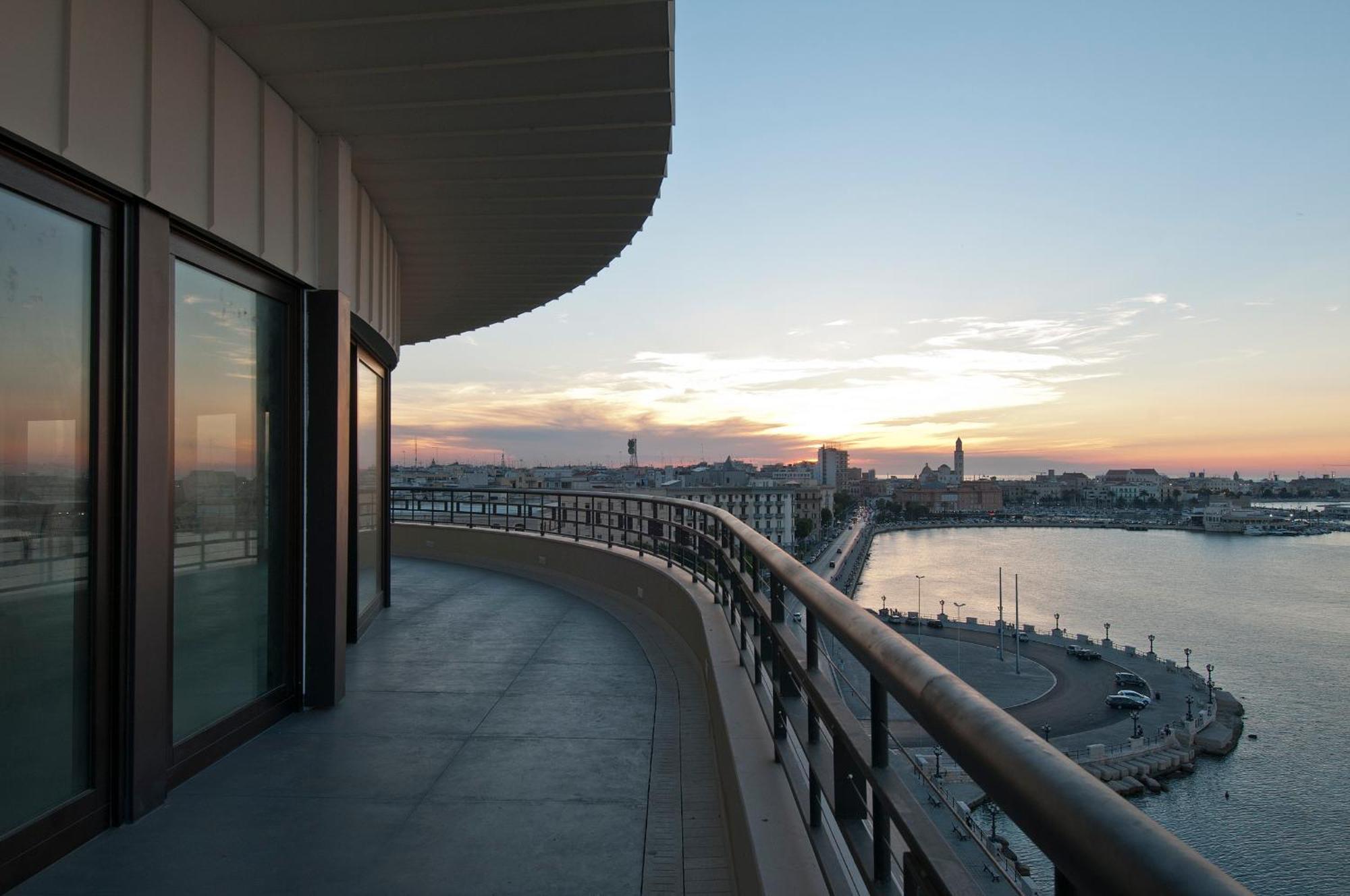 Jr Hotels Bari Grande Albergo Delle Nazioni Exterior foto